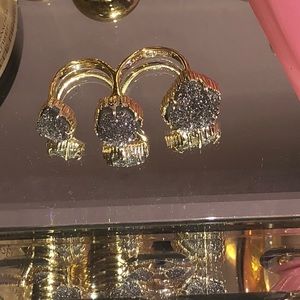 Authentic Kendra Scott ring!!!! (Gently used)